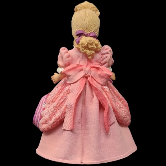 1999 MADAME ALEXANDER CLASSIC COLLECTIBLES - CINDERELLA FIGURINE - 90325 - Picture 5 of 11